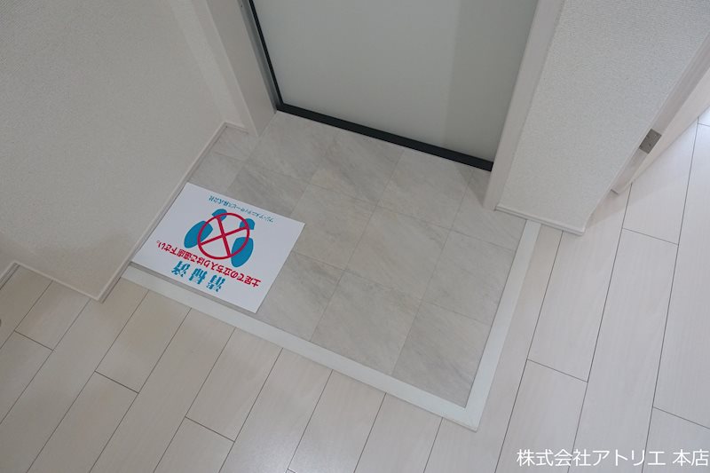 フジパレス放出Ⅵ番館 玄関