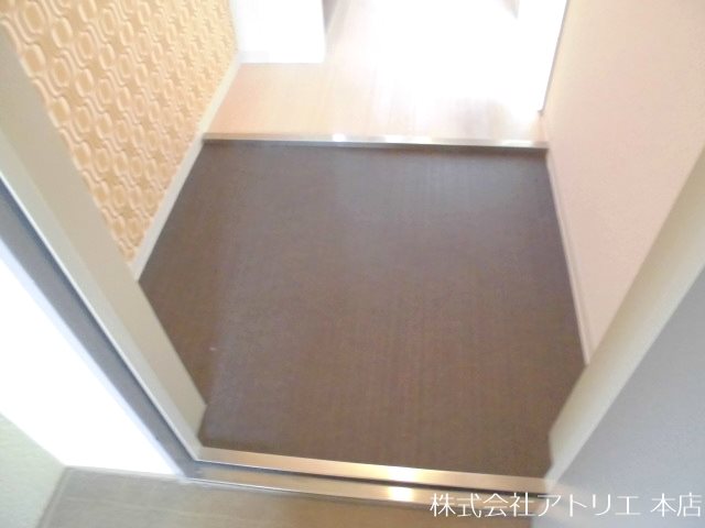 カーサフロレスタ 玄関