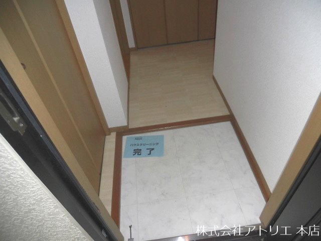 びわ楠根 玄関