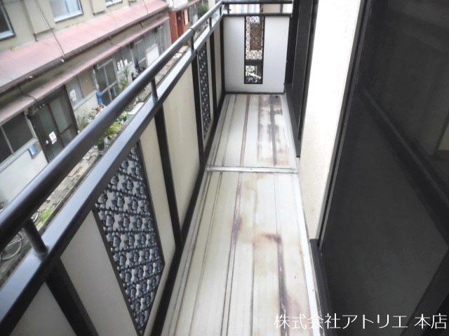 びわ楠根 ベランダ
