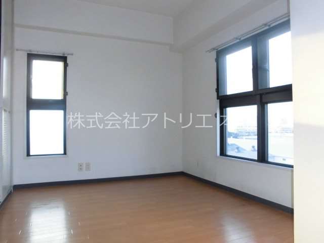 リアライズ荒本 ベッドルーム