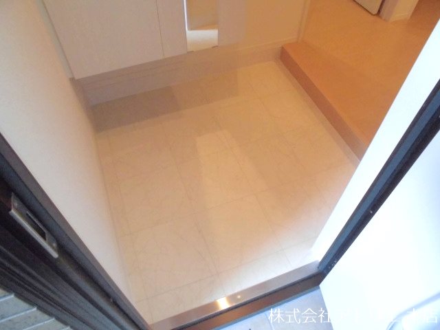 ボヌールＫ 玄関