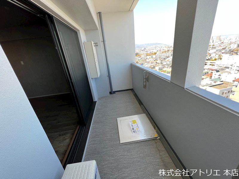 レーヴメゾン出屋敷 ベランダ