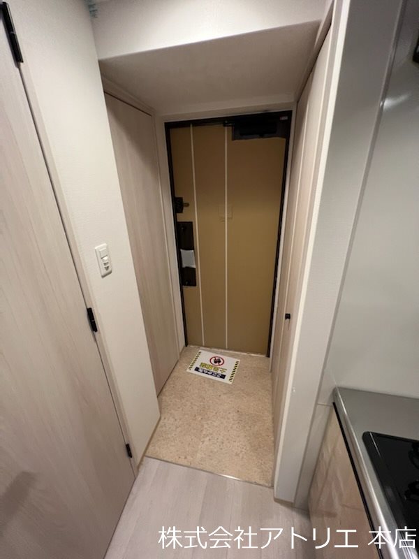 レーヴメゾン出屋敷 玄関