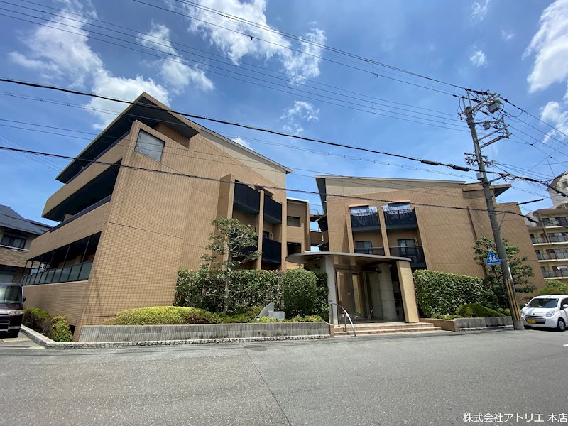 ポイントモーア 外観写真