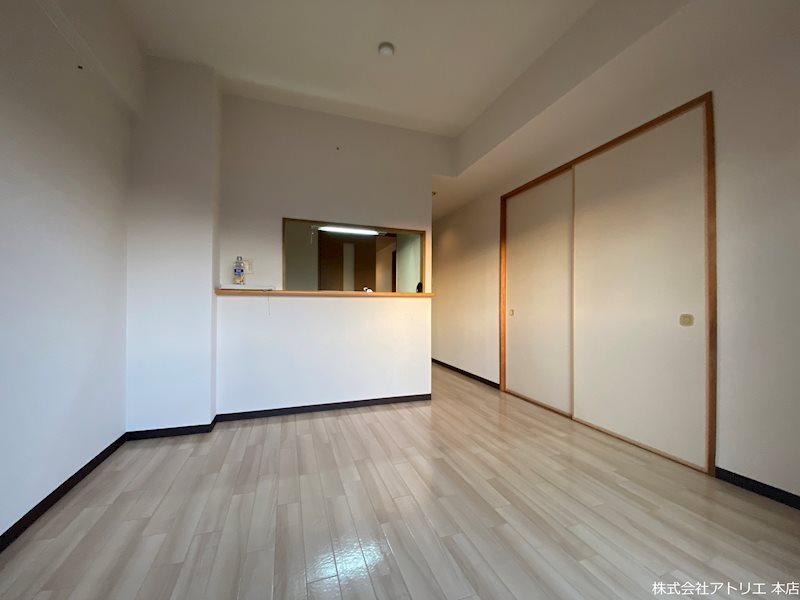 ポイントモーア リビング