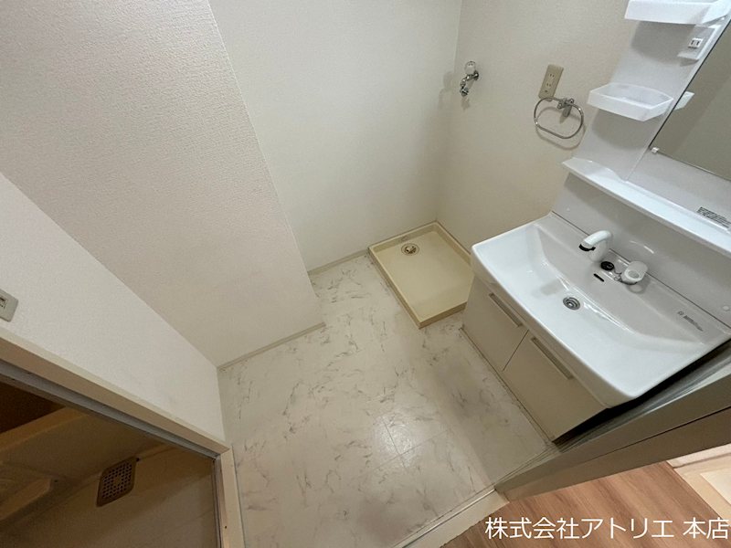 イスタナ・フセ その他1