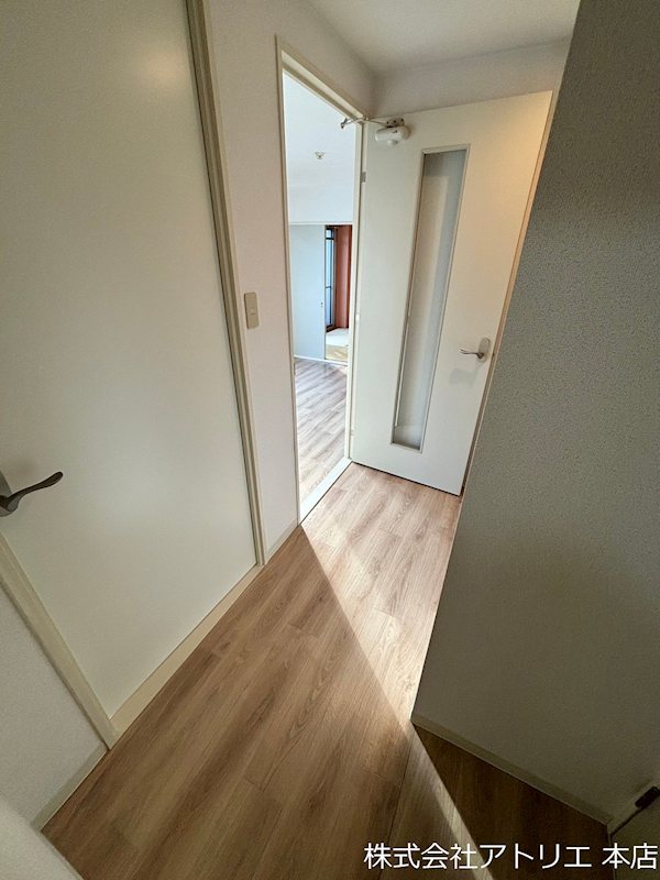 イスタナ・フセ その他6