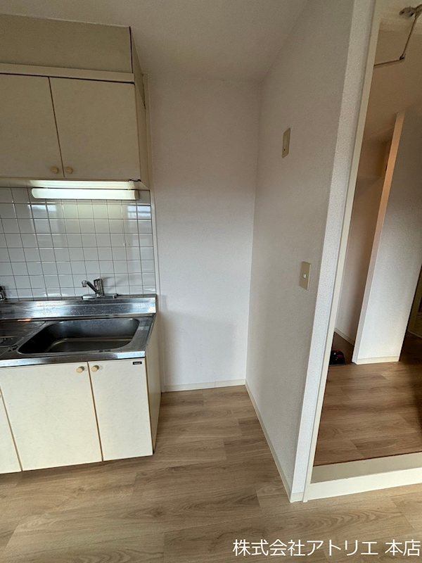 イスタナ・フセ その他7