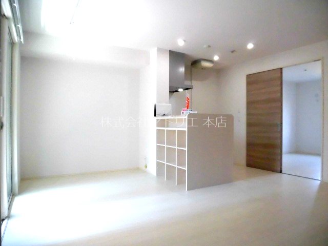 ラフィーネ徳庵 リビング