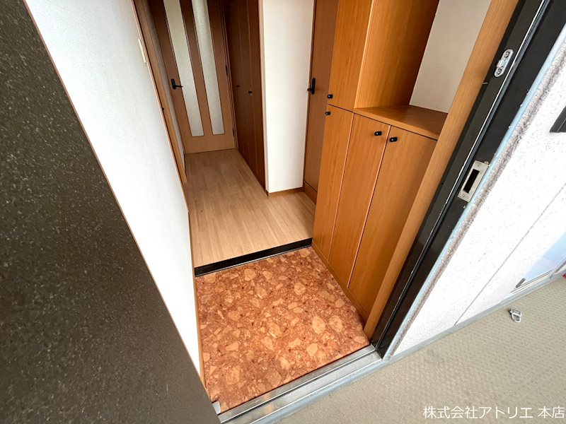 新風館 玄関
