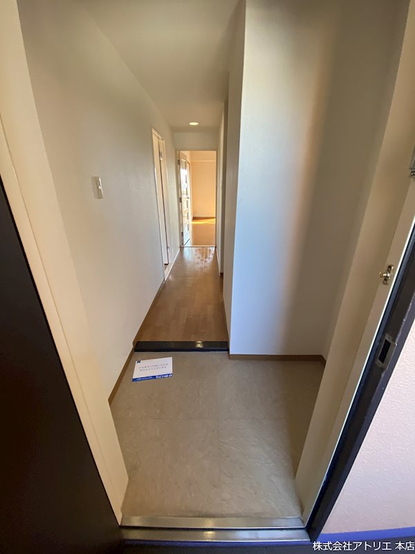 パークサイドシャトー 玄関