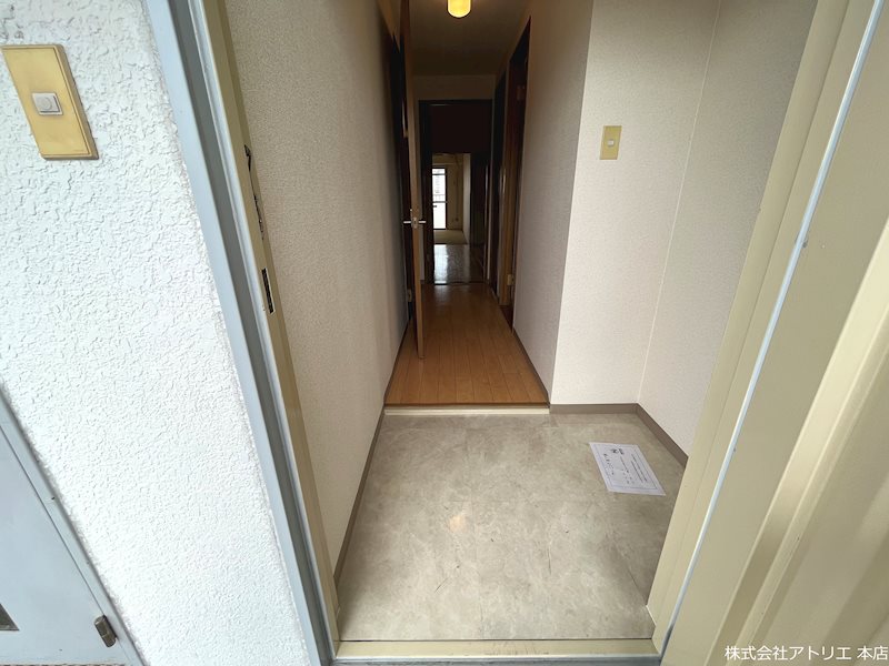 吉田大発マンション 玄関
