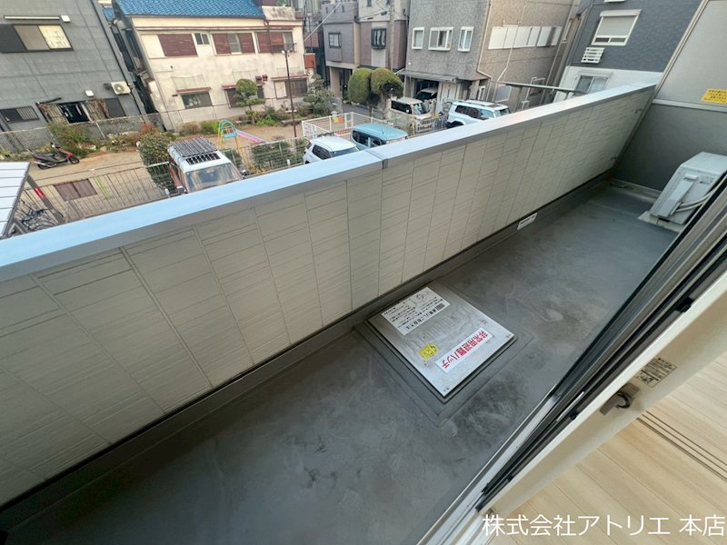 Casa Serena（カーザ　セレーナ）A棟 ベランダ