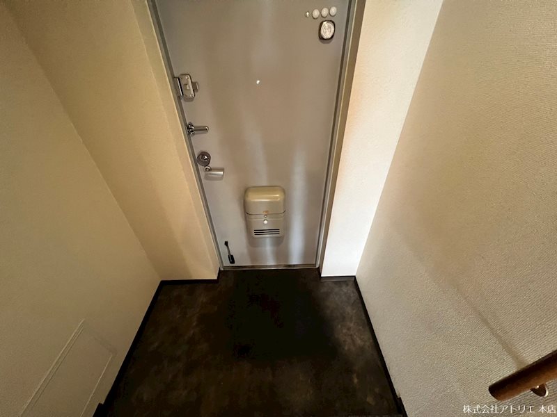 レシェンテオクノ 玄関