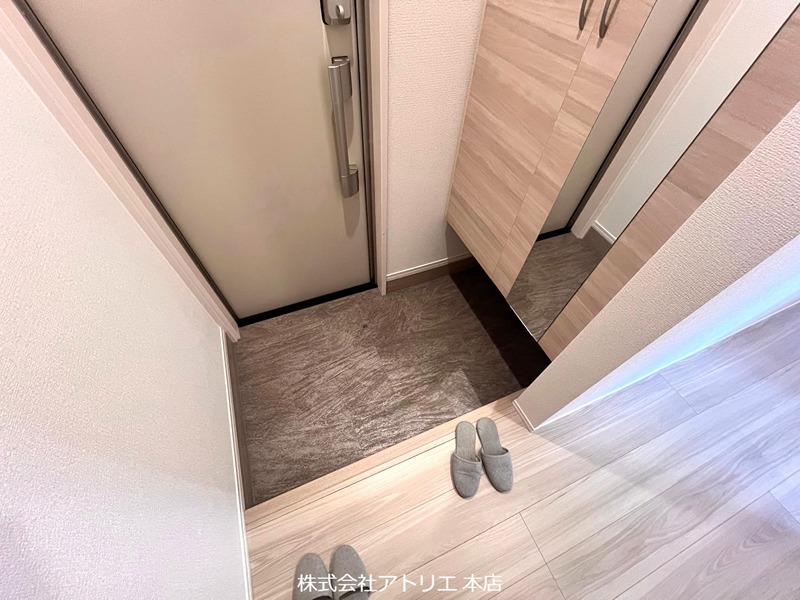 レジデンス藤戸 玄関