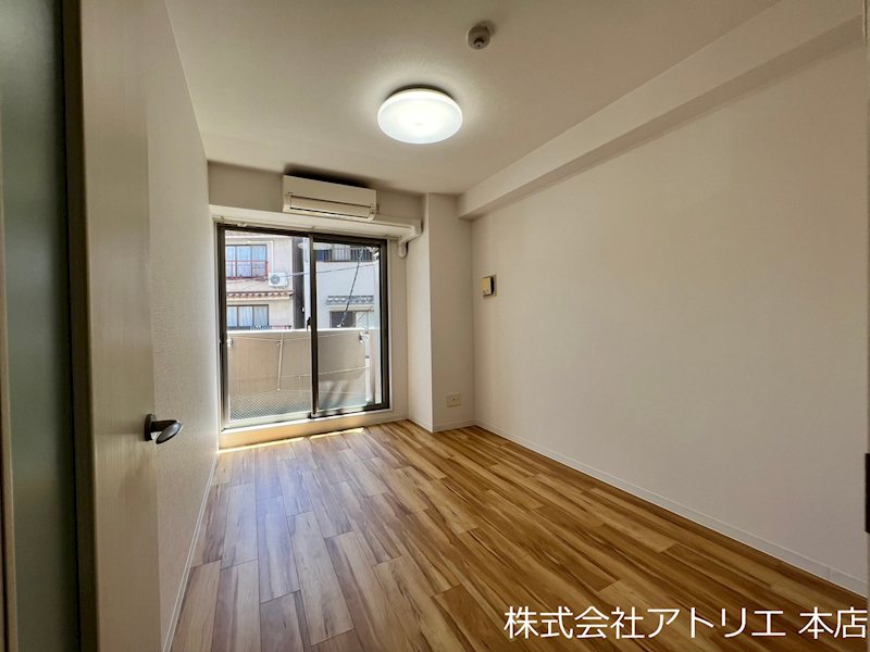 ヴェルドミール小阪 ベッドルーム