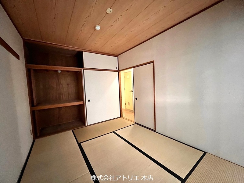 ジュネス高井田 ベッドルーム