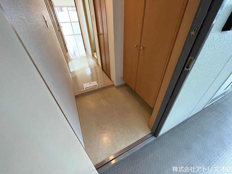 ミレニアムヴィラ 玄関