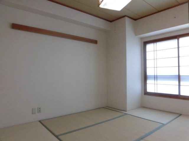 リアライズ荒本 ベッドルーム
