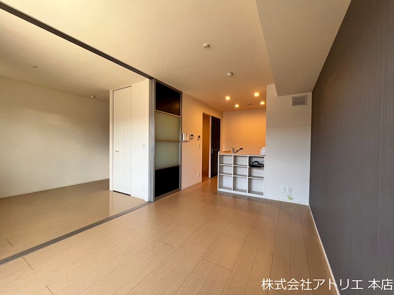 セントラルコート高井田 リビング