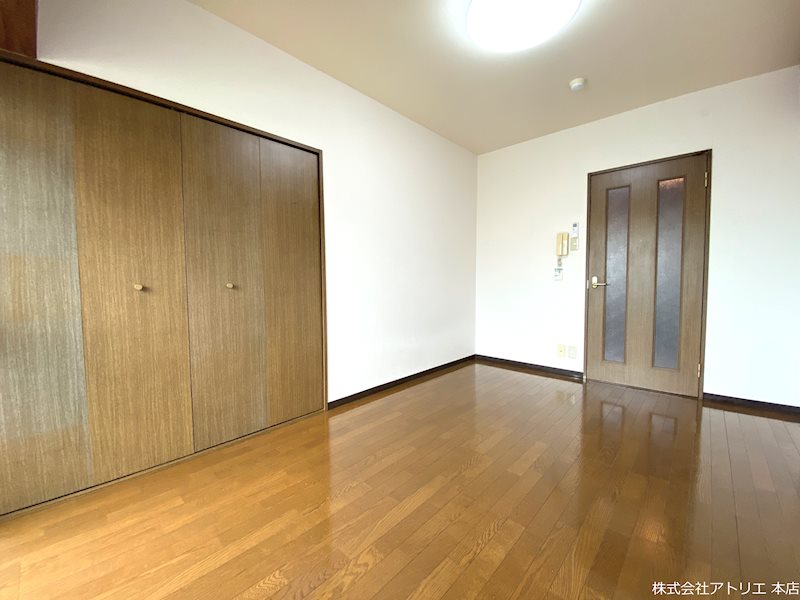 EAST　RESIDENCE　NAGATA ベッドルーム