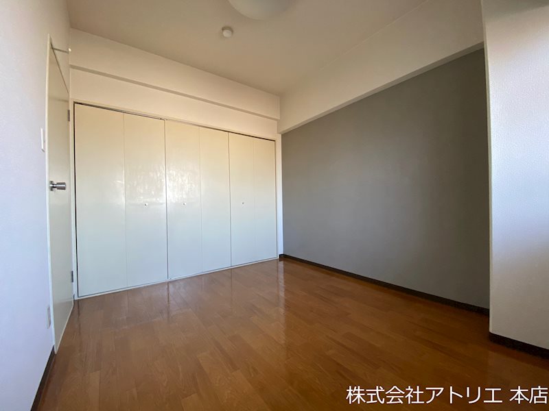 メゾン菱江 ベッドルーム