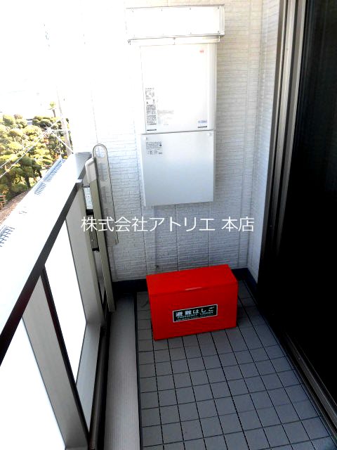 シャーメゾン森河内西 ベランダ