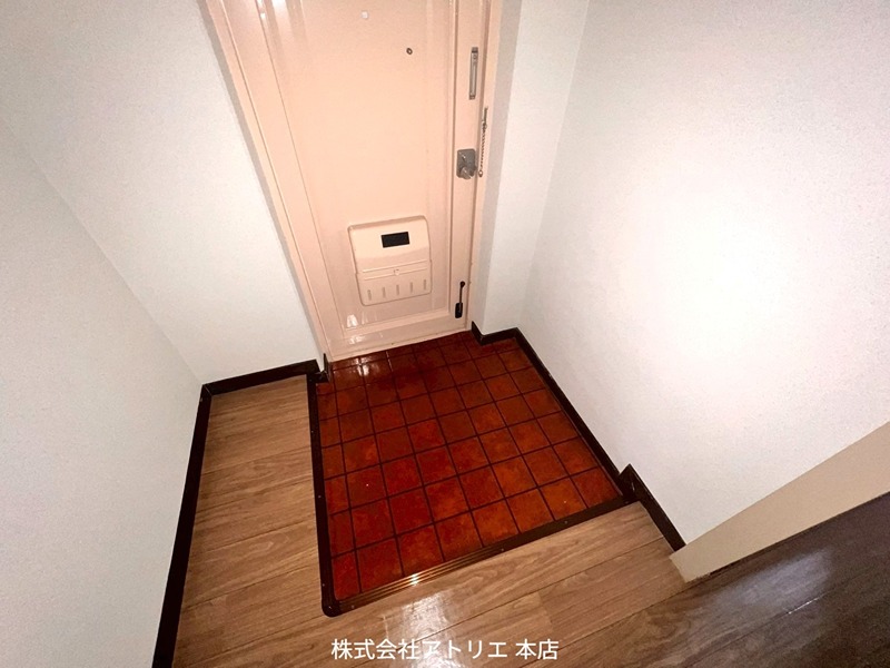 マンション島田 玄関