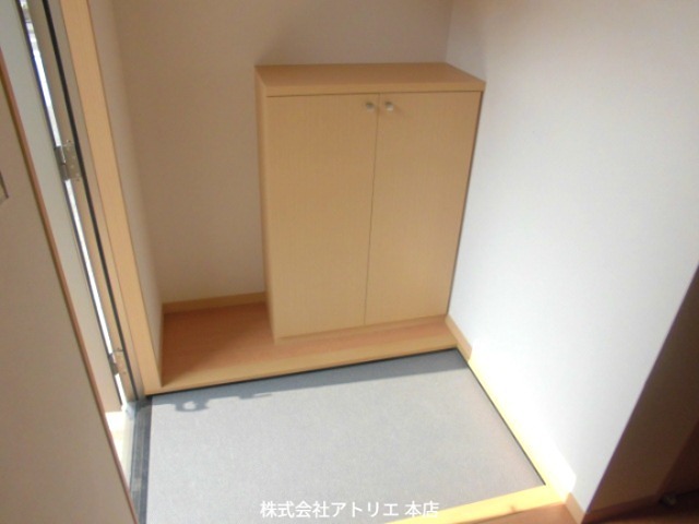 ベルリード森河内ウエスト弐番館 玄関