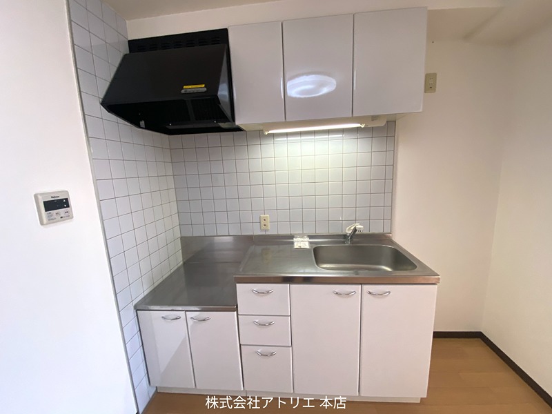 キューブ キッチン