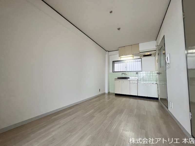 パシフィック高井田本通 リビング