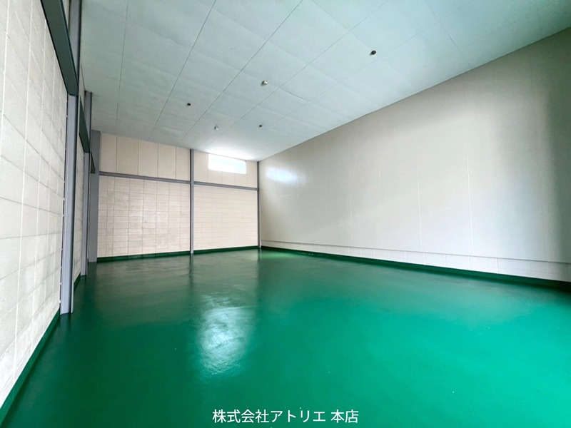 楠根3丁目貸倉庫・工場 ベッドルーム