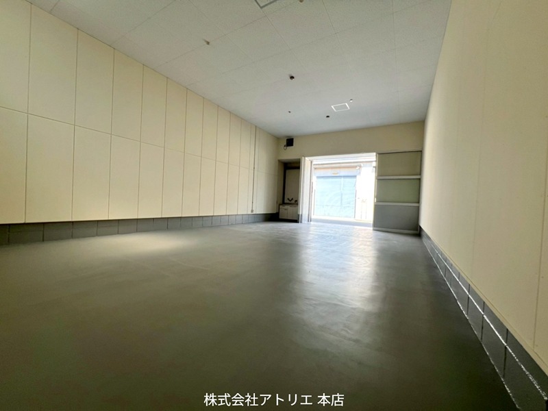 楠根3丁目貸倉庫・工場 ベッドルーム