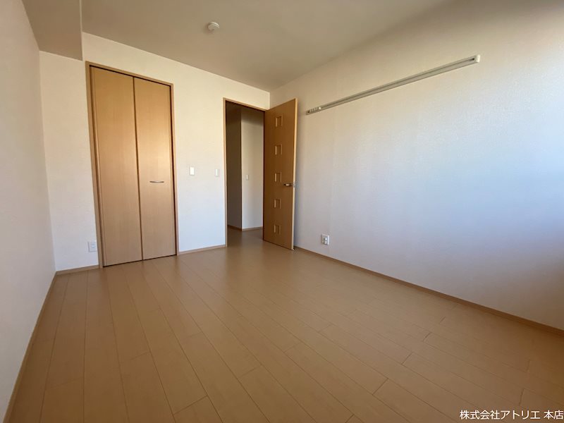 メルベーユ高井田 ベッドルーム