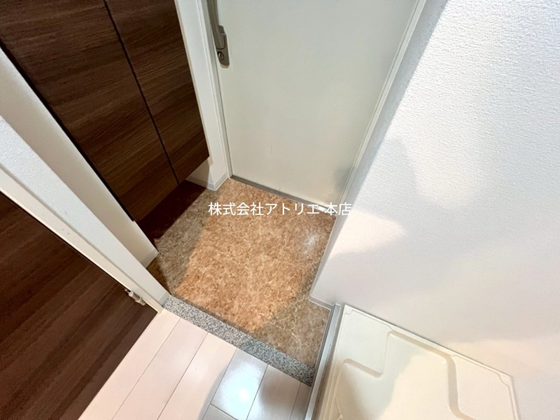 Luxe長田 玄関
