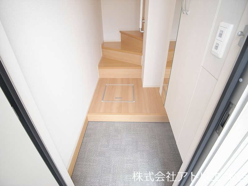 TKS北垣内 玄関