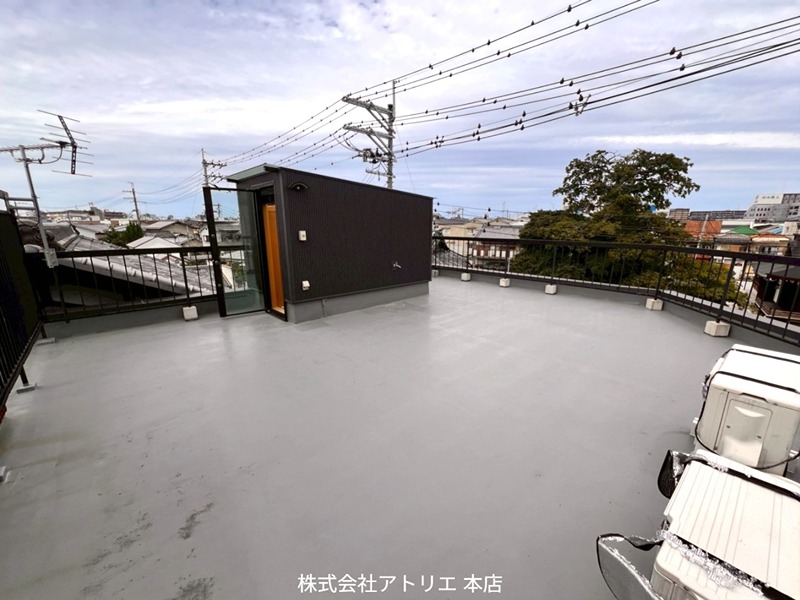 御厨ガレージハウス ベランダ