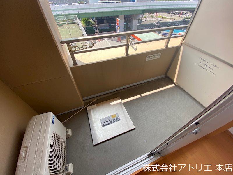 ディナスティ東大阪センターフィールド ベランダ