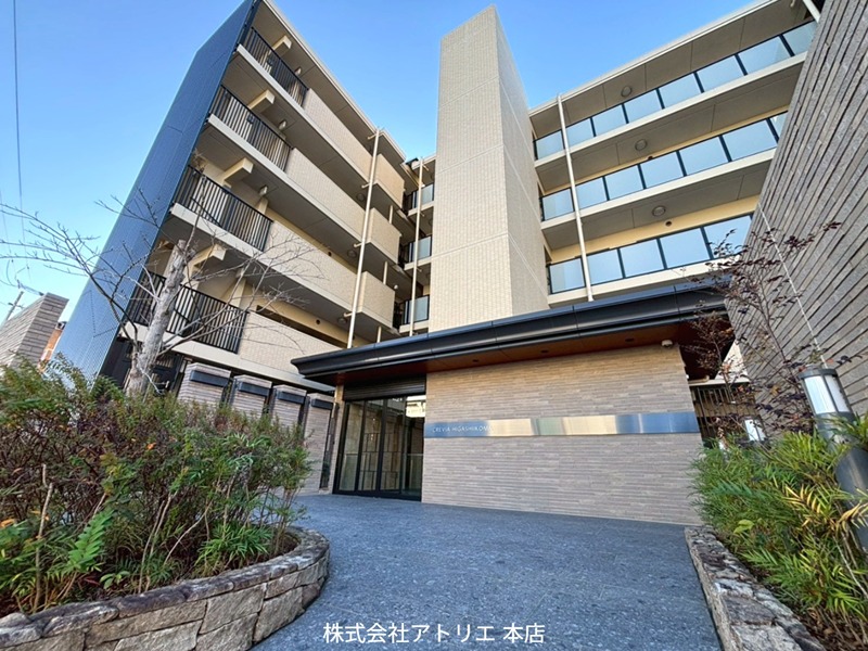 クレヴィア東生駒 外観写真