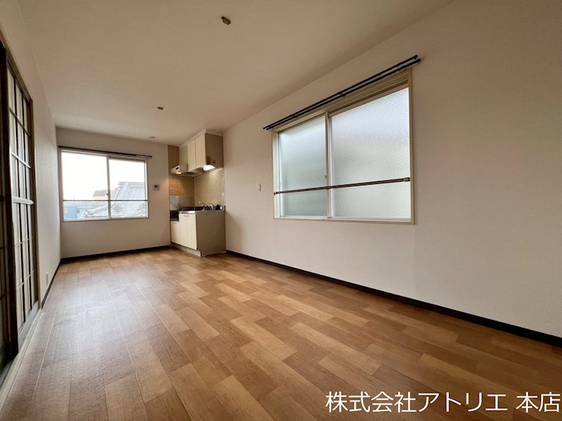 グリーンハイツ吉川 リビング