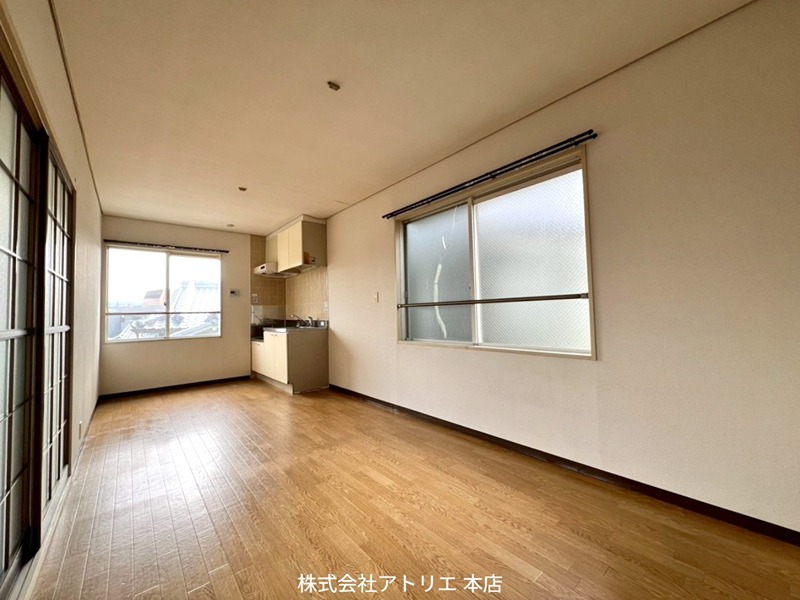 グリーンハイツ吉川 リビング