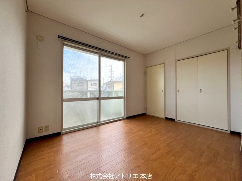 グリーンハイツ吉川 ベッドルーム