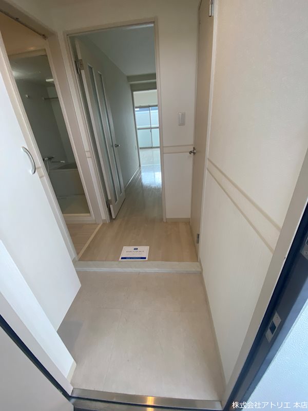 グランコートヒグチ 玄関