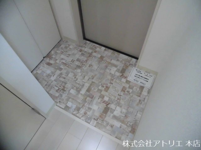 クリエオーレ荒本Ⅱ 玄関