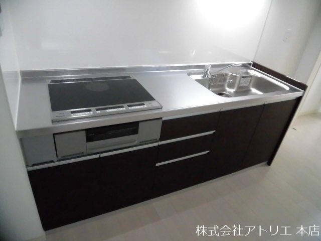 クリエオーレ荒本Ⅱ キッチン