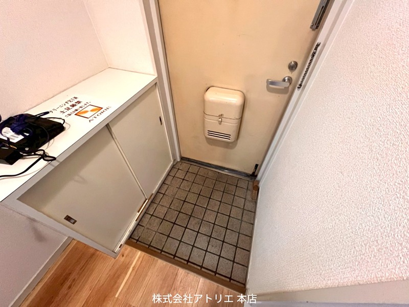 レジデンス清 玄関