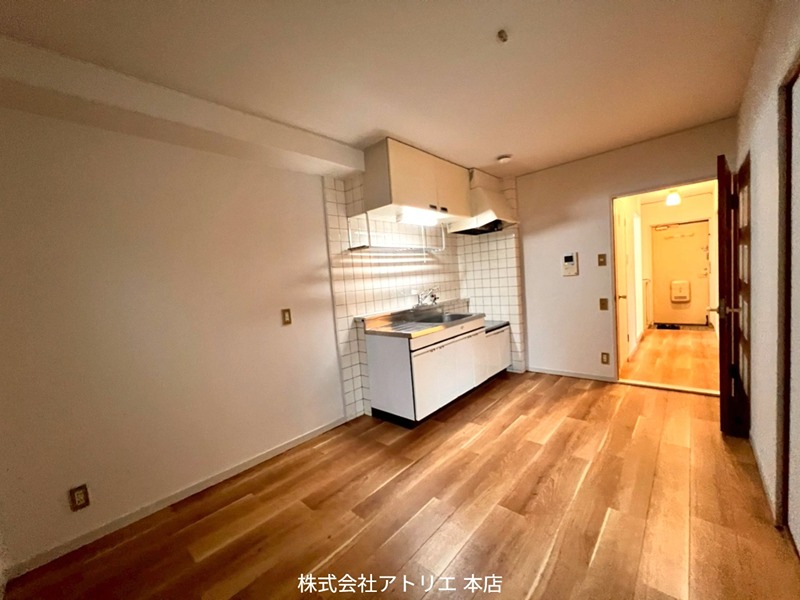 レジデンス清 リビング