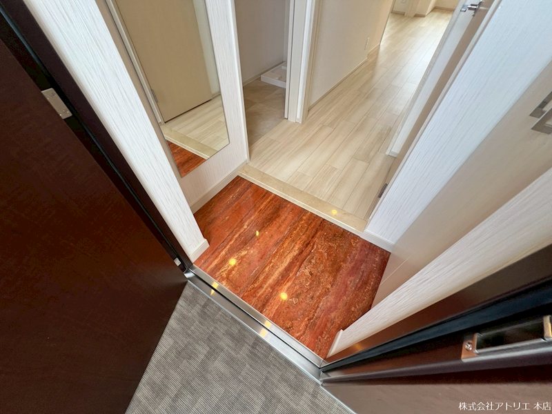 プレジオ長田 玄関