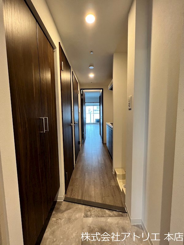 AELL OSAKA EAST 玄関